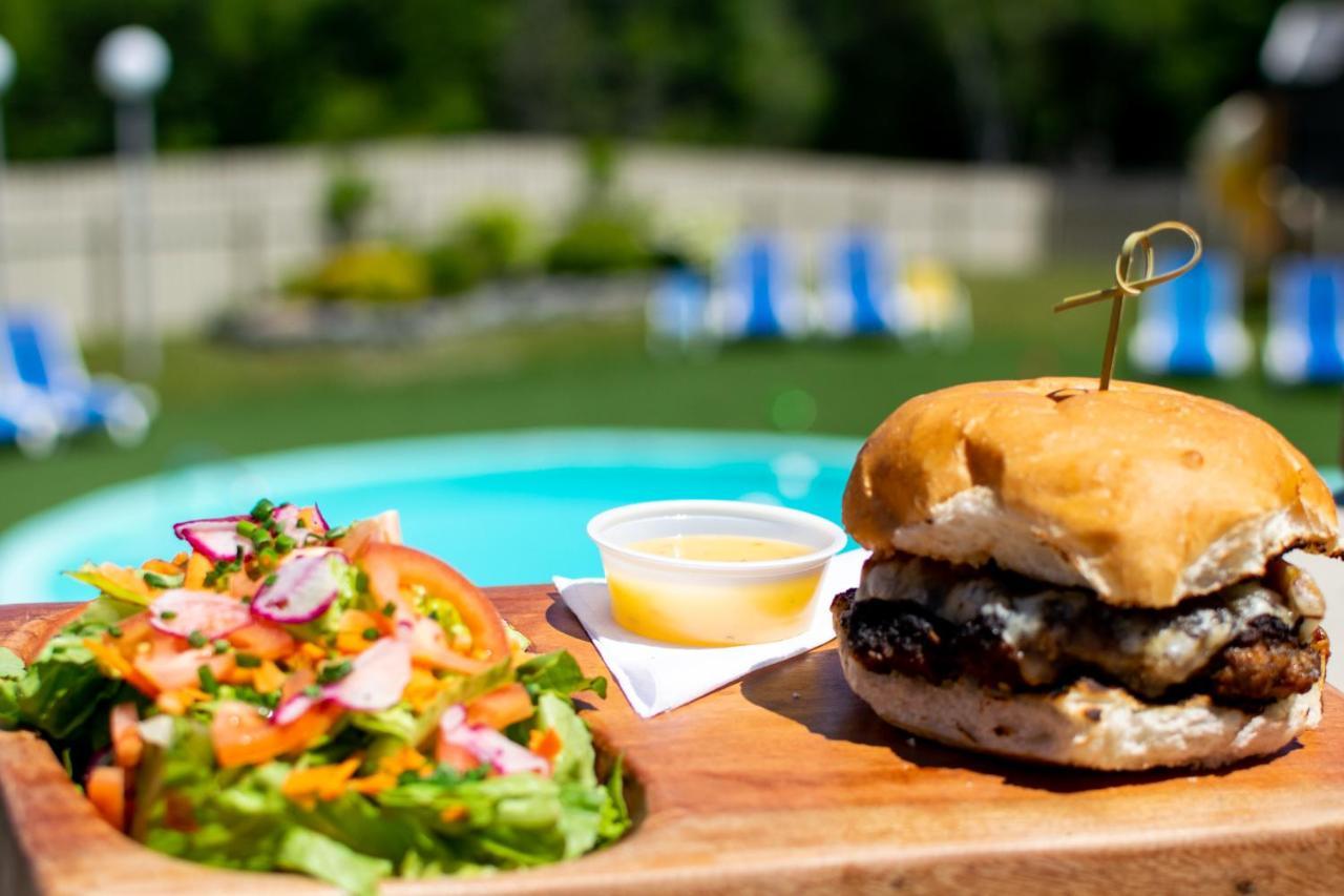 Clarenville Inn Ngoại thất bức ảnh