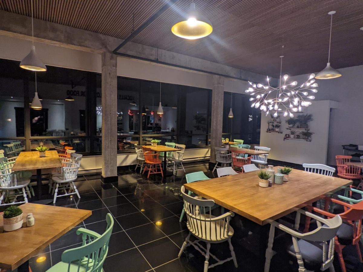 Clarenville Inn Ngoại thất bức ảnh