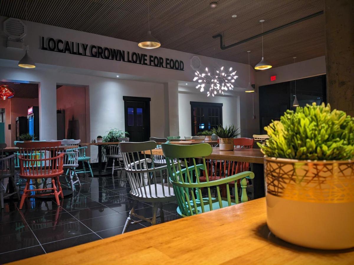 Clarenville Inn Ngoại thất bức ảnh