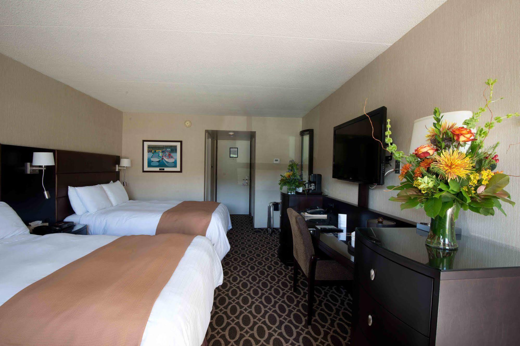 Clarenville Inn Ngoại thất bức ảnh